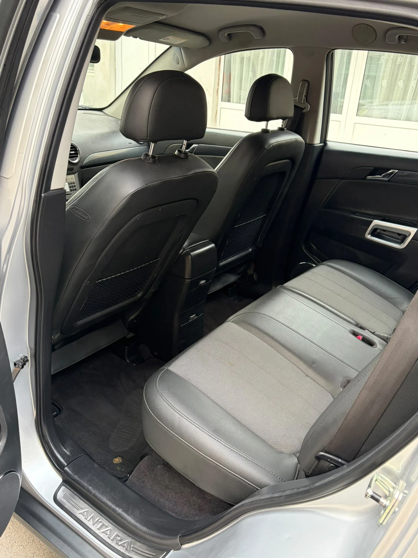 Opel Antara 2.0 CDTI 4X4, снимка 8 - Автомобили и джипове - 56695553