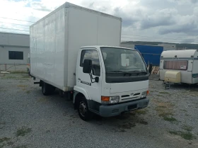 Nissan Capstar 110000км КЛИМА, снимка 2