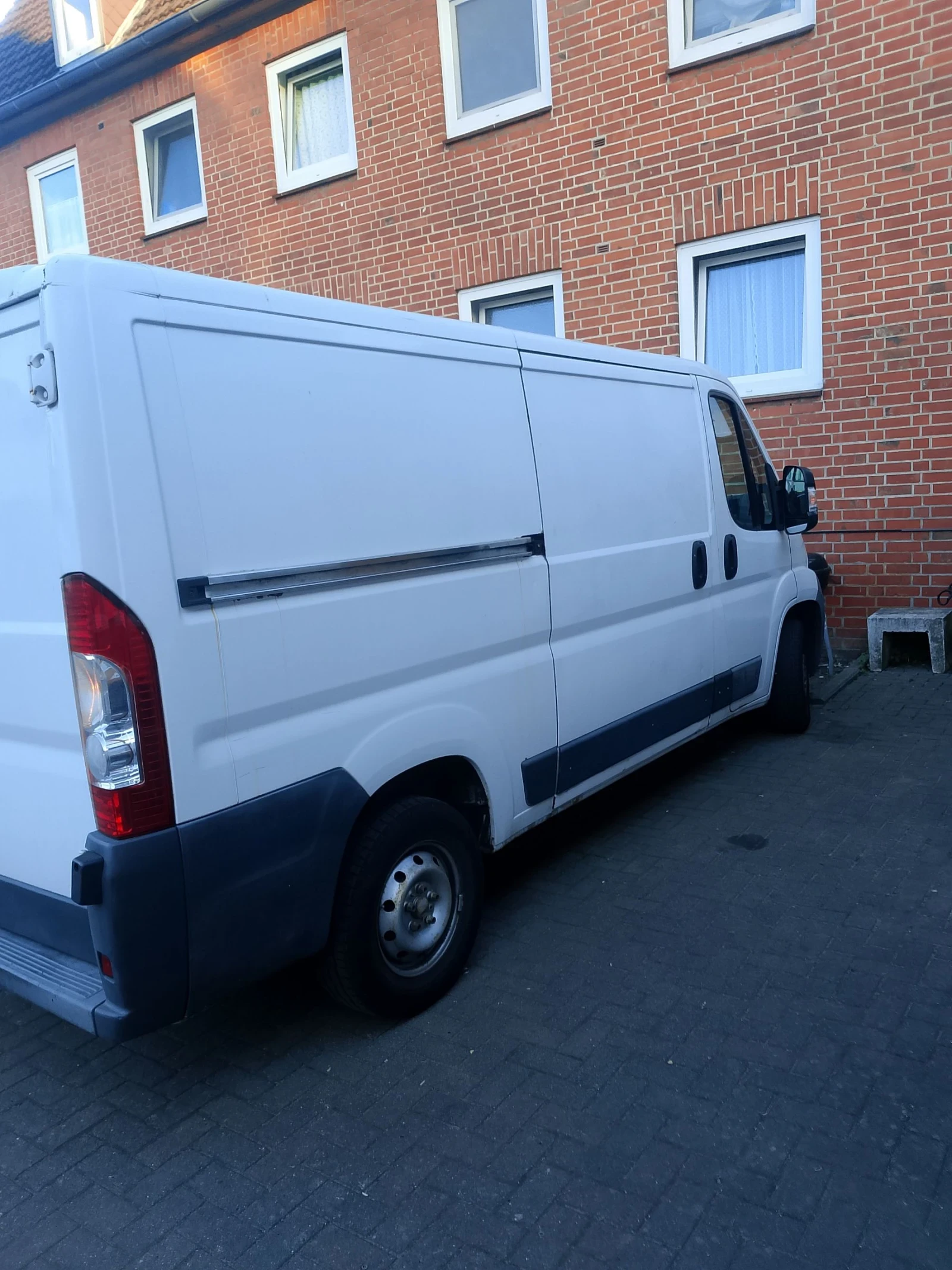 Fiat Ducato 2.2 - изображение 3