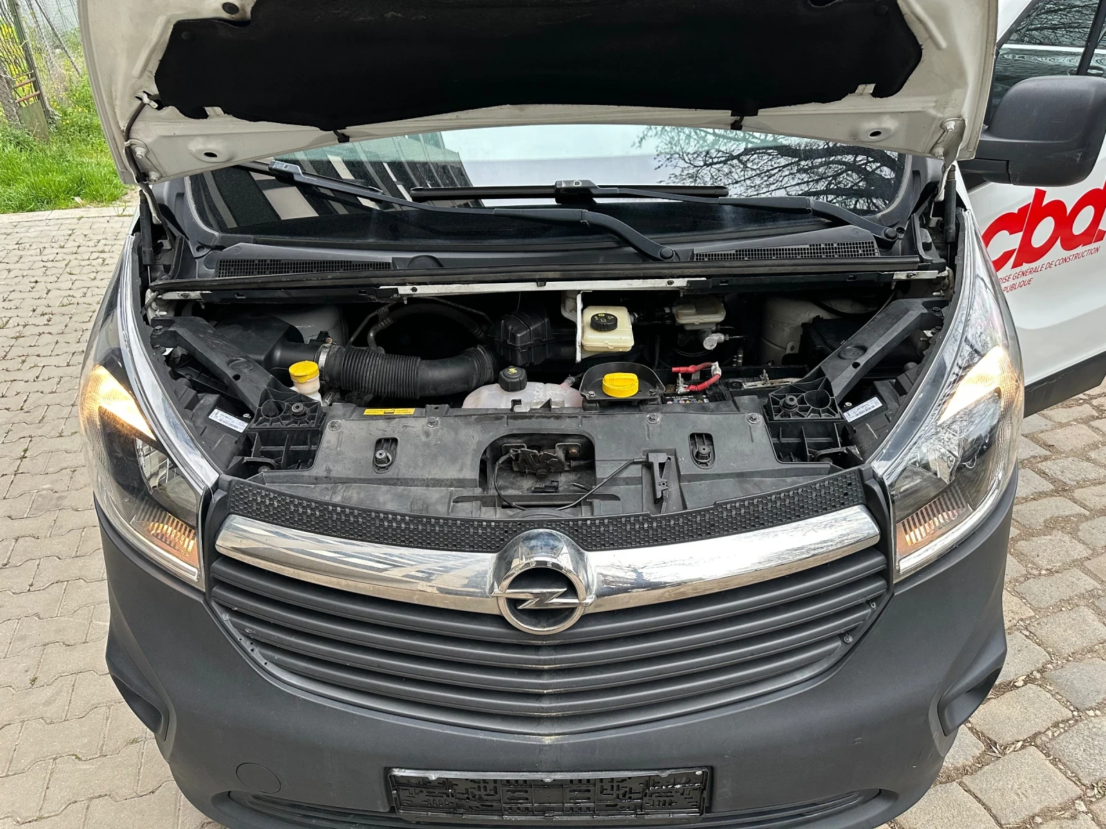 Opel Vivaro 1.6CDTI Euro6B, снимка 13 - Бусове и автобуси - 54221883