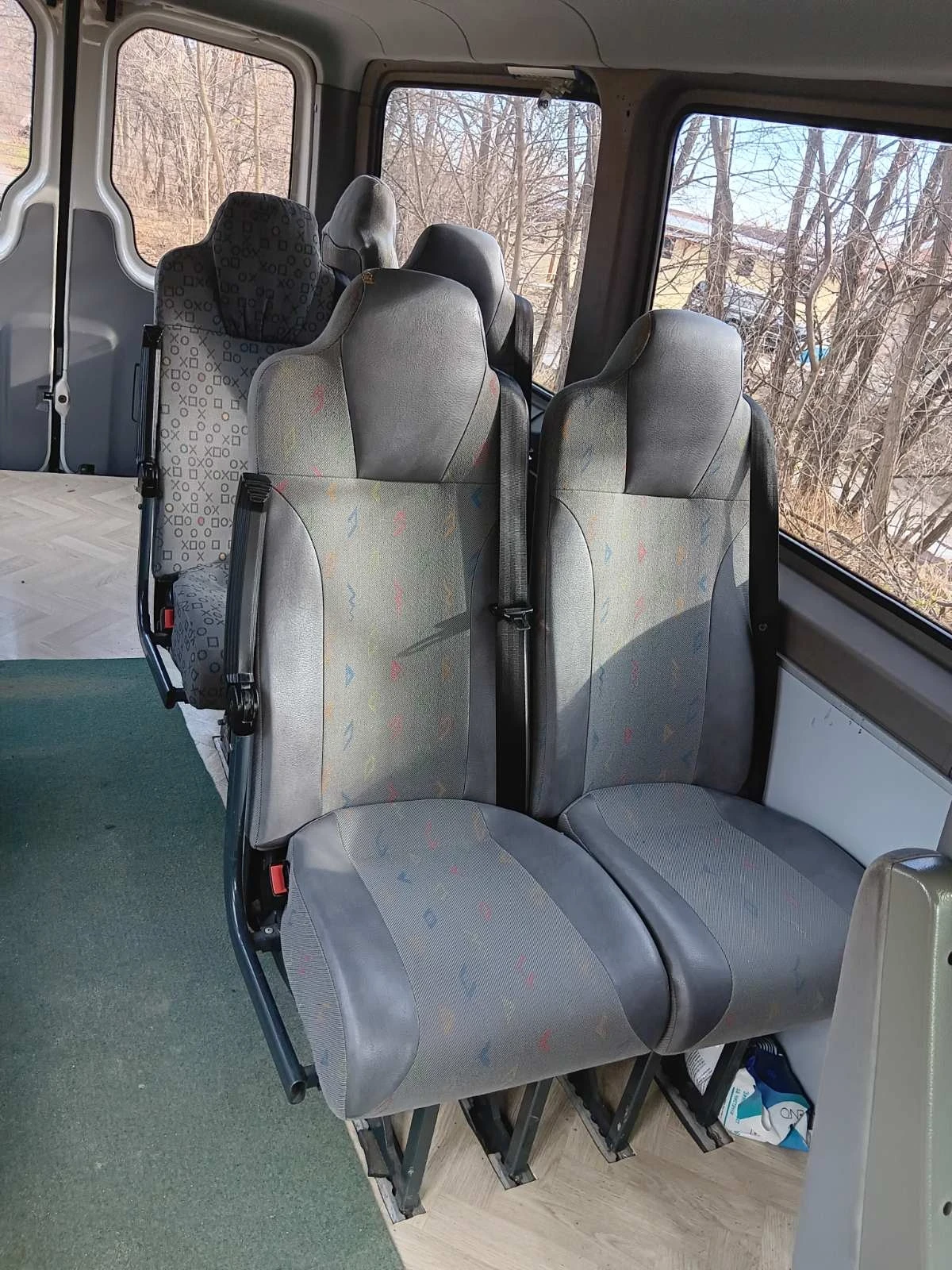 VW Crafter 2.5ТДИ/116кс, снимка 8 - Бусове и автобуси - 56344445