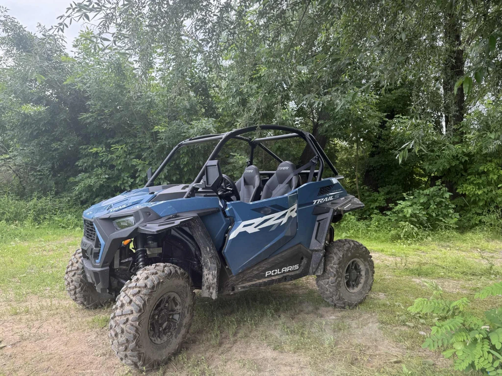 Polaris RZR 1000 - изображение 2