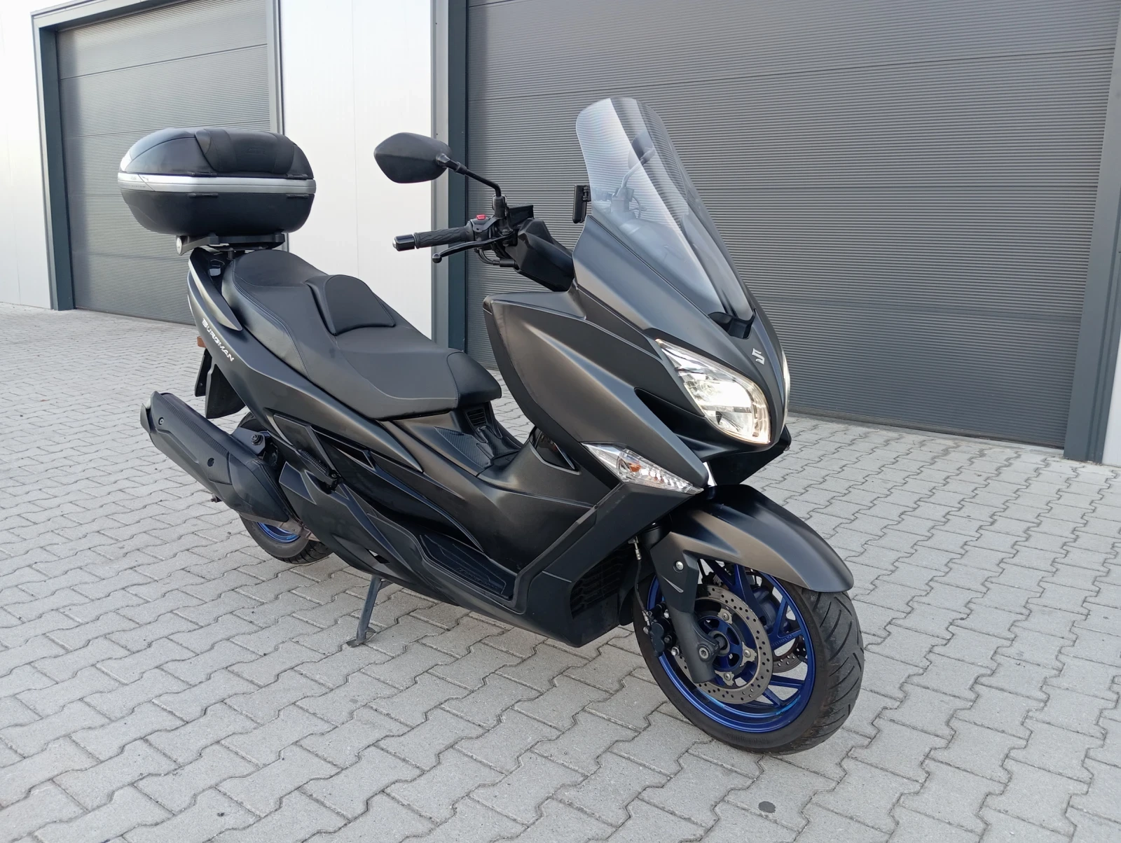 Suzuki Burgman 400i