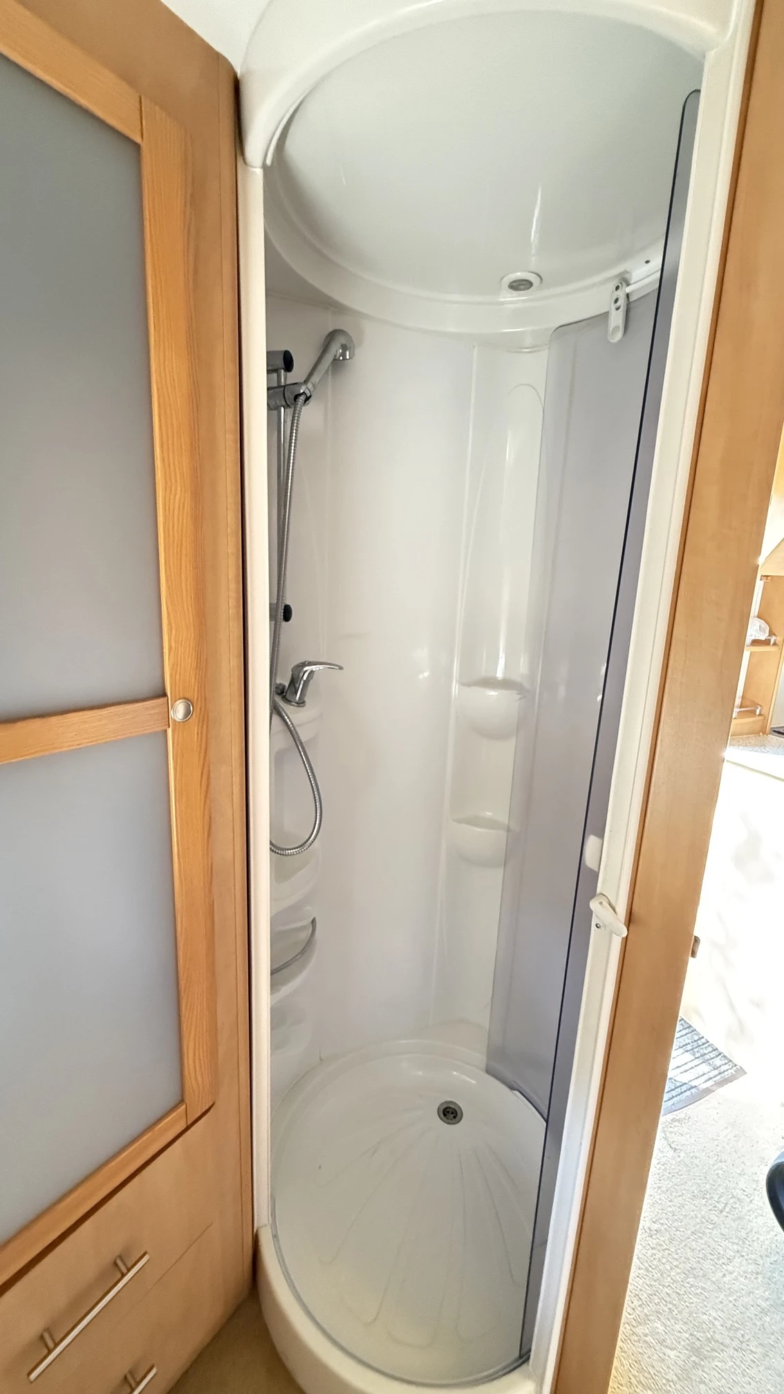 Каравана Coachmen, снимка 15 - Каравани и кемпери - 53820385