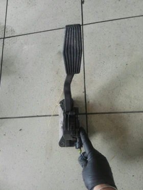 Ел педал газ Киа Карнивал 2,7Б В6