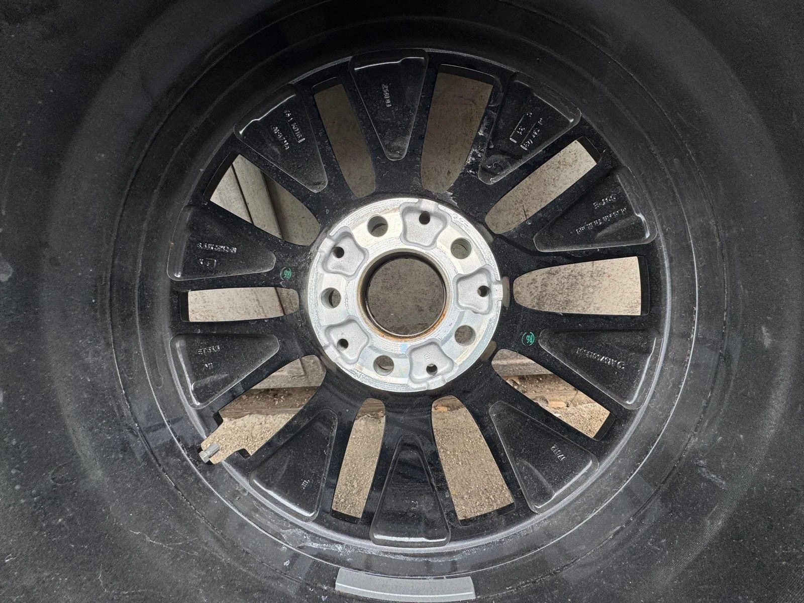 Гуми с джанти Pirelli 275/50R20, снимка 6 - Гуми и джанти - 53967081