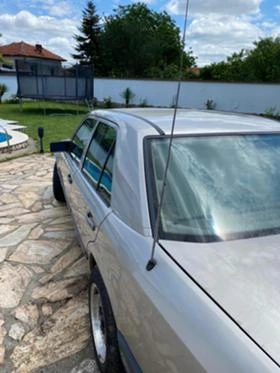 Mercedes-Benz 230, снимка 4