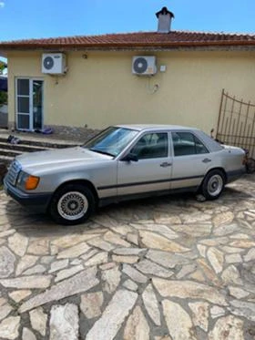 Mercedes-Benz 230, снимка 3