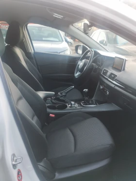 Mazda 3 1.5 SKY ACTIVE , снимка 16