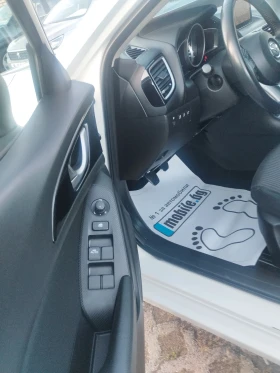 Mazda 3 1.5 SKY ACTIVE , снимка 8
