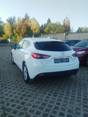 Mazda 3 1.5 SKY ACTIVE , снимка 11