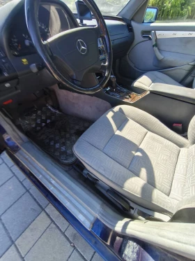 Mercedes-Benz C 220, снимка 8
