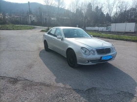 Mercedes-Benz E 320, снимка 7