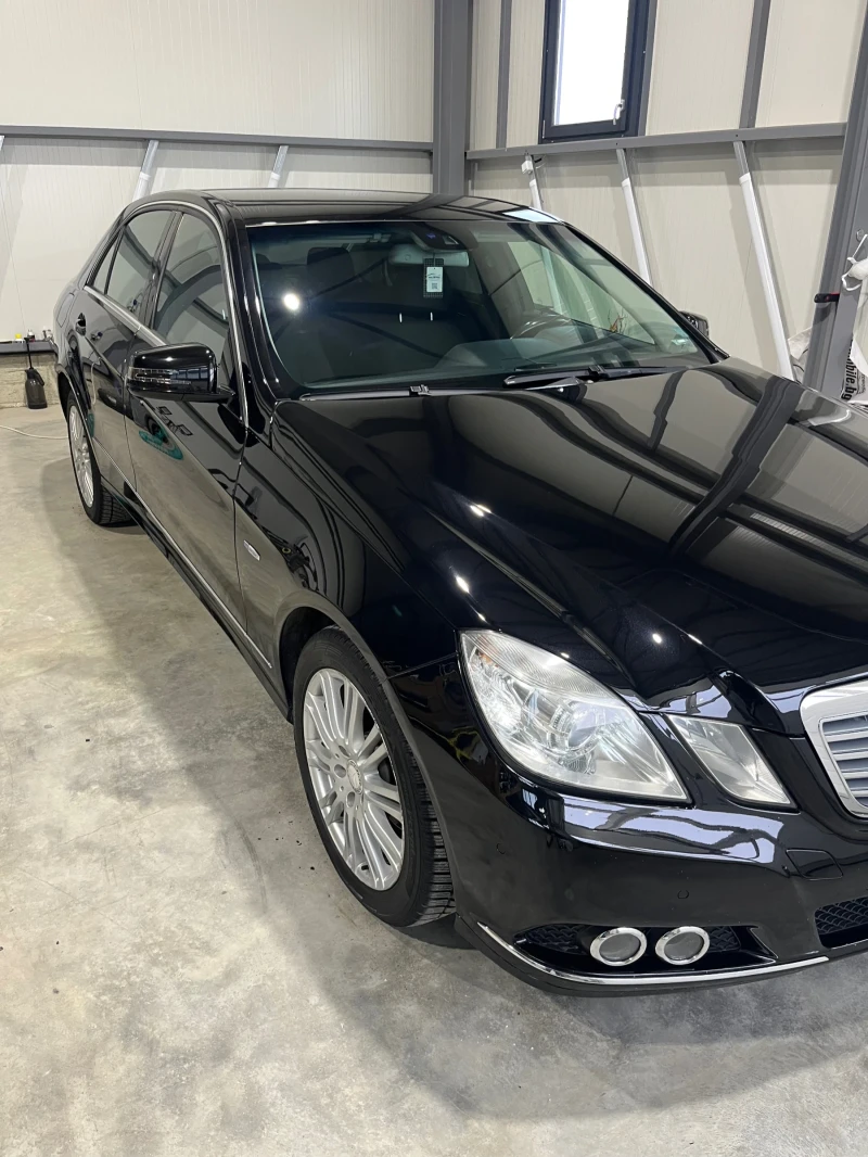 Mercedes-Benz E 220, снимка 2 - Автомобили и джипове - 48708401