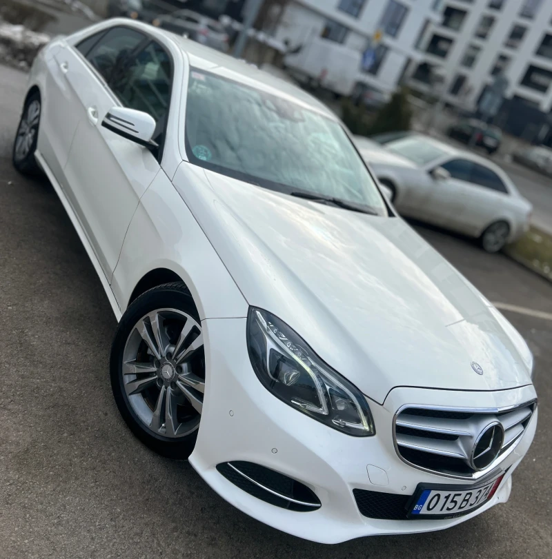 Mercedes-Benz E 220 BLUETEC, снимка 2 - Автомобили и джипове - 48799341