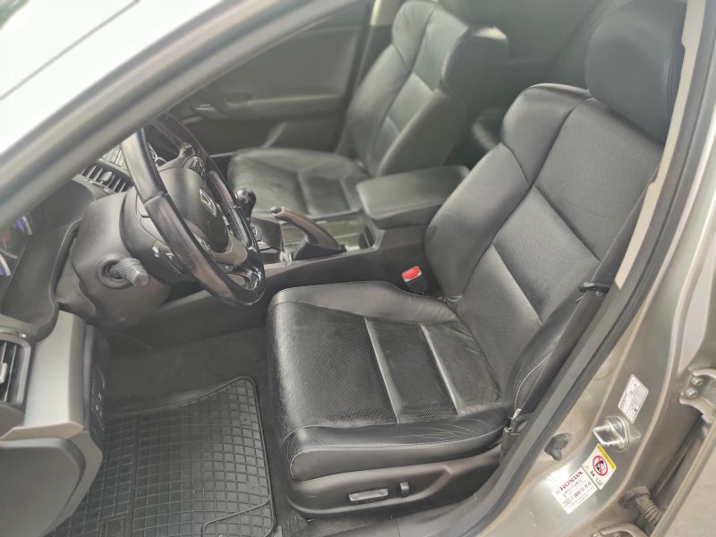 Honda Accord AUTOMATIC-KOJEN SALON-PODGREV, снимка 6 - Автомобили и джипове - 51561644