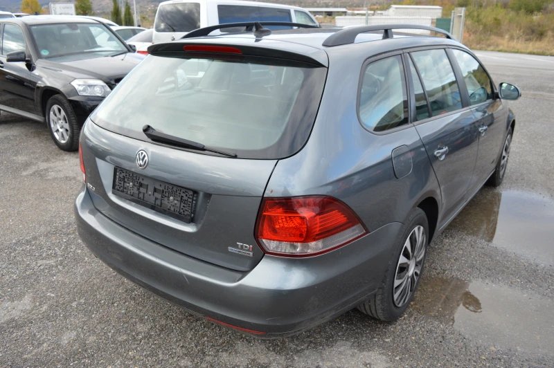 VW Golf 1.6TDI-DSG-KLIMATRONIK, снимка 5 - Автомобили и джипове - 52169671
