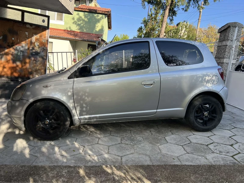 Toyota Yaris 1.3 * Климатик* , снимка 2 - Автомобили и джипове - 52659106