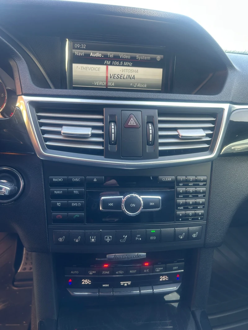 Mercedes-Benz E 350, снимка 16 - Автомобили и джипове - 52723328