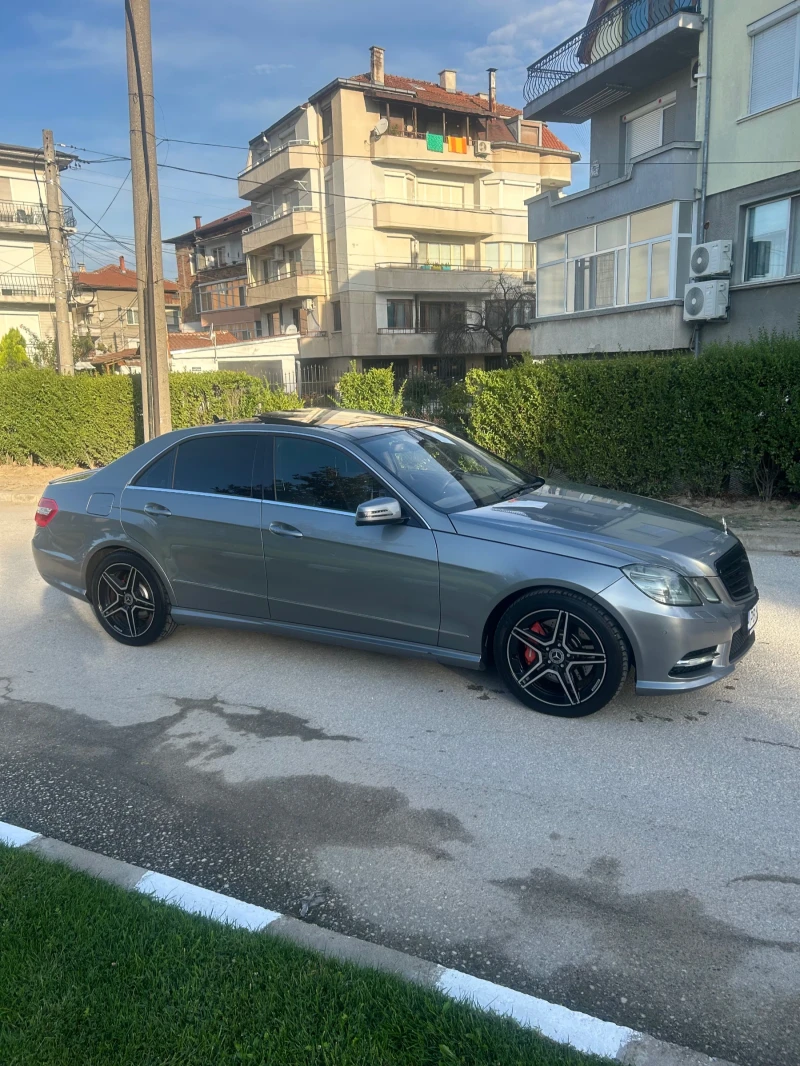 Mercedes-Benz E 350, снимка 2 - Автомобили и джипове - 52723328