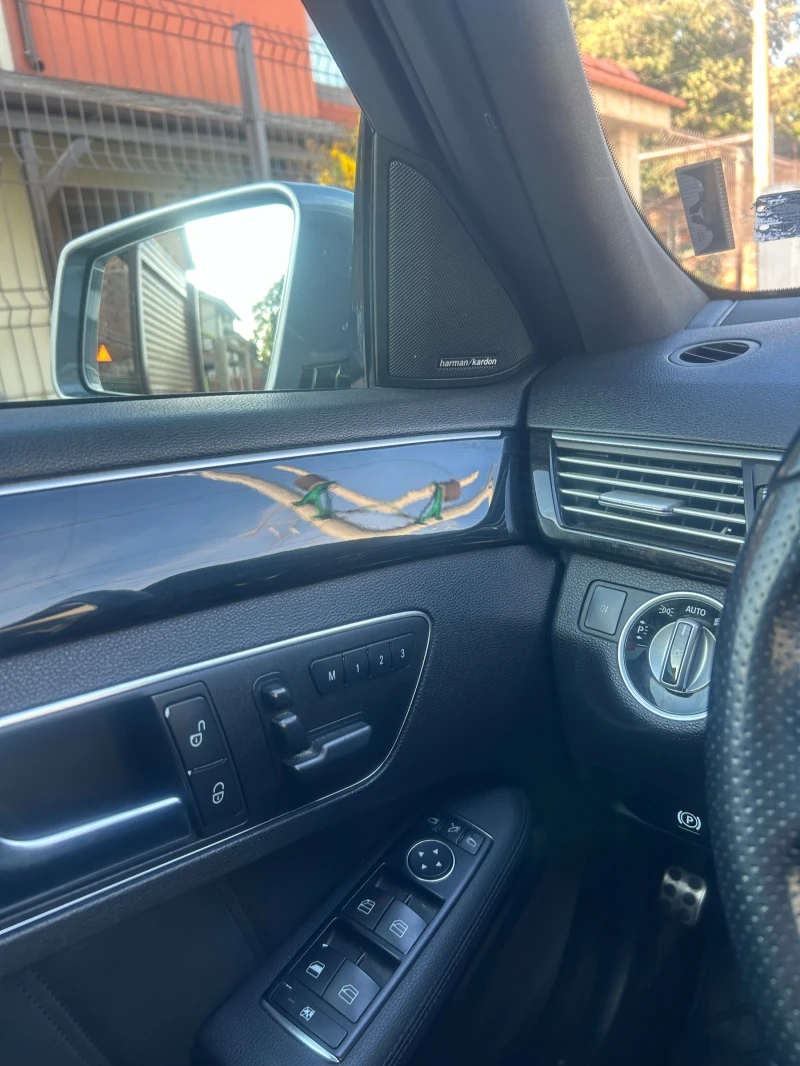 Mercedes-Benz E 350, снимка 13 - Автомобили и джипове - 52723328