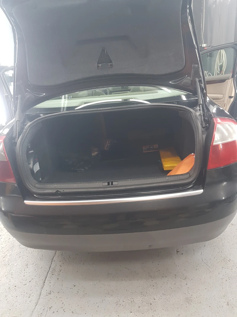 Audi A4 B6, снимка 8 - Автомобили и джипове - 53262006