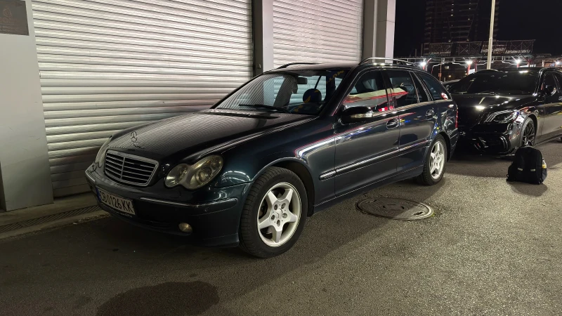 Mercedes-Benz C 320 4 Matic, снимка 9 - Автомобили и джипове - 53164171