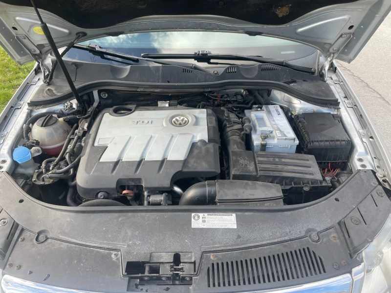 VW Passat, снимка 14 - Автомобили и джипове - 53214711