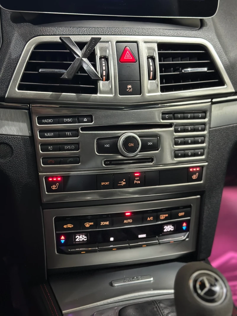 Mercedes-Benz E 350 AMG Pack, снимка 10 - Автомобили и джипове - 53511514