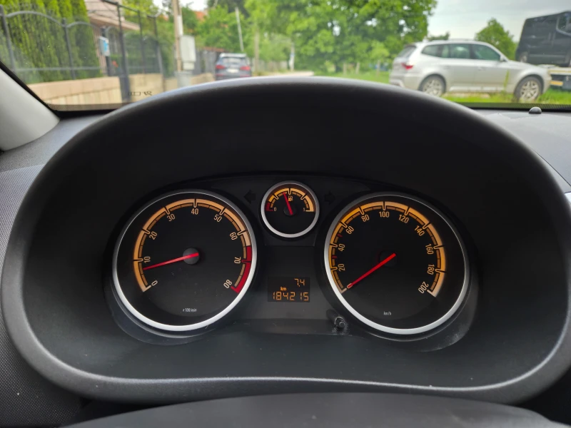 Opel Corsa 1.2 Фабрична газ COSMO - 6500 лв. - 36177869 | Car24.bg