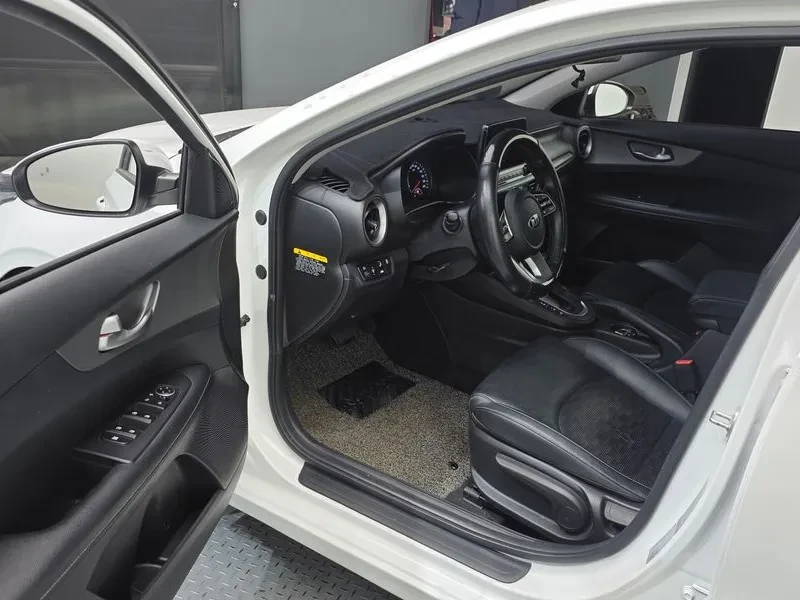 Kia K3 Prestige    | Mobile.bg � ����������� 10