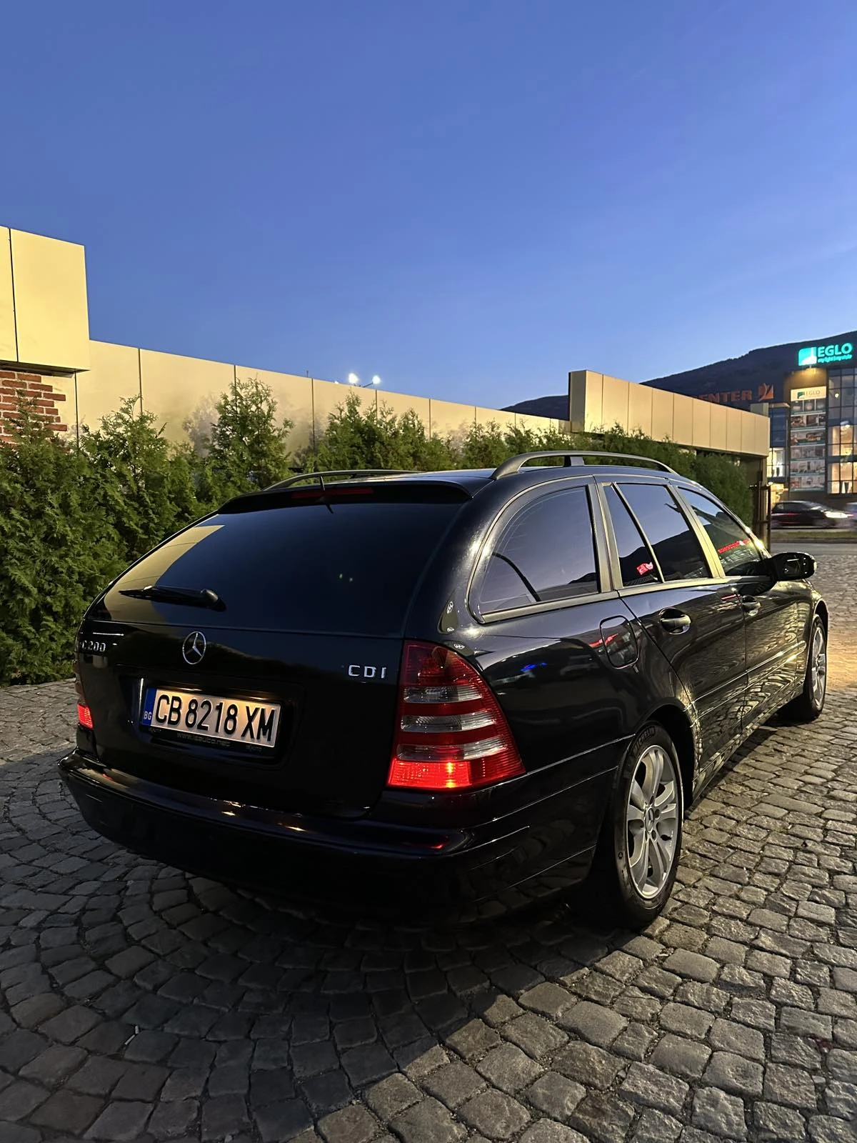 Mercedes-Benz C 200 AMG Line/Подгрев/Автопилот/ - изображение 3