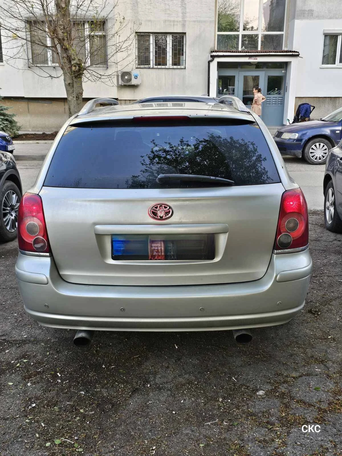 Toyota Avensis  - изображение 3