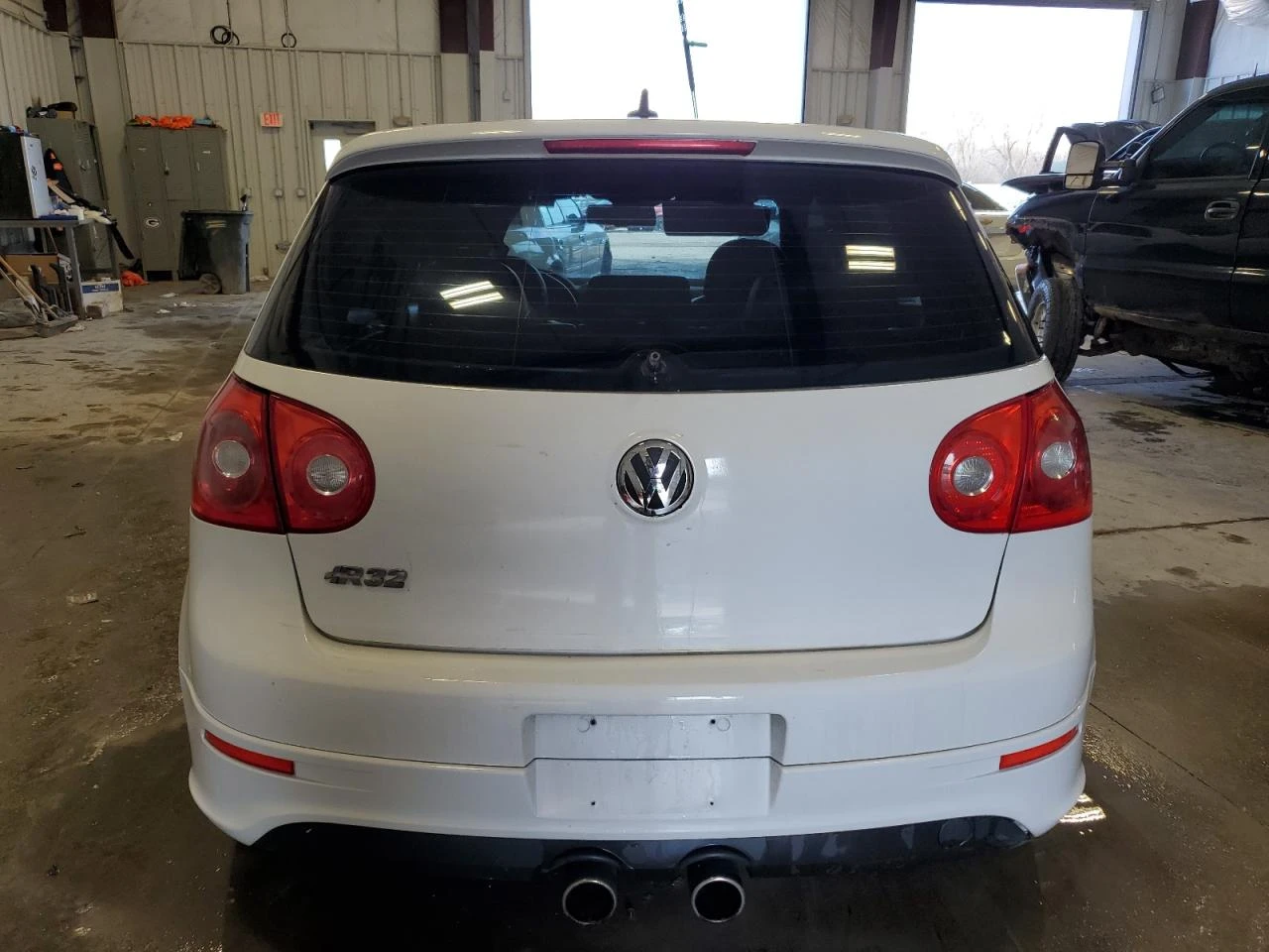 VW Golf R32 - изображение 5