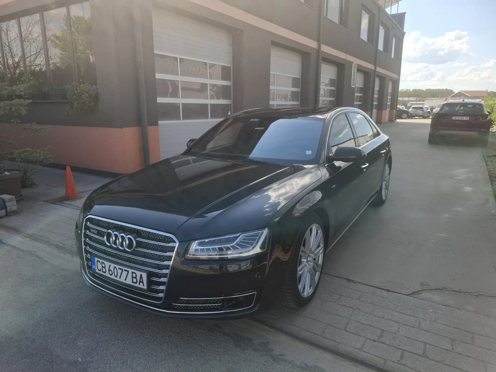 Audi A8 W12 Lang  - изображение 2