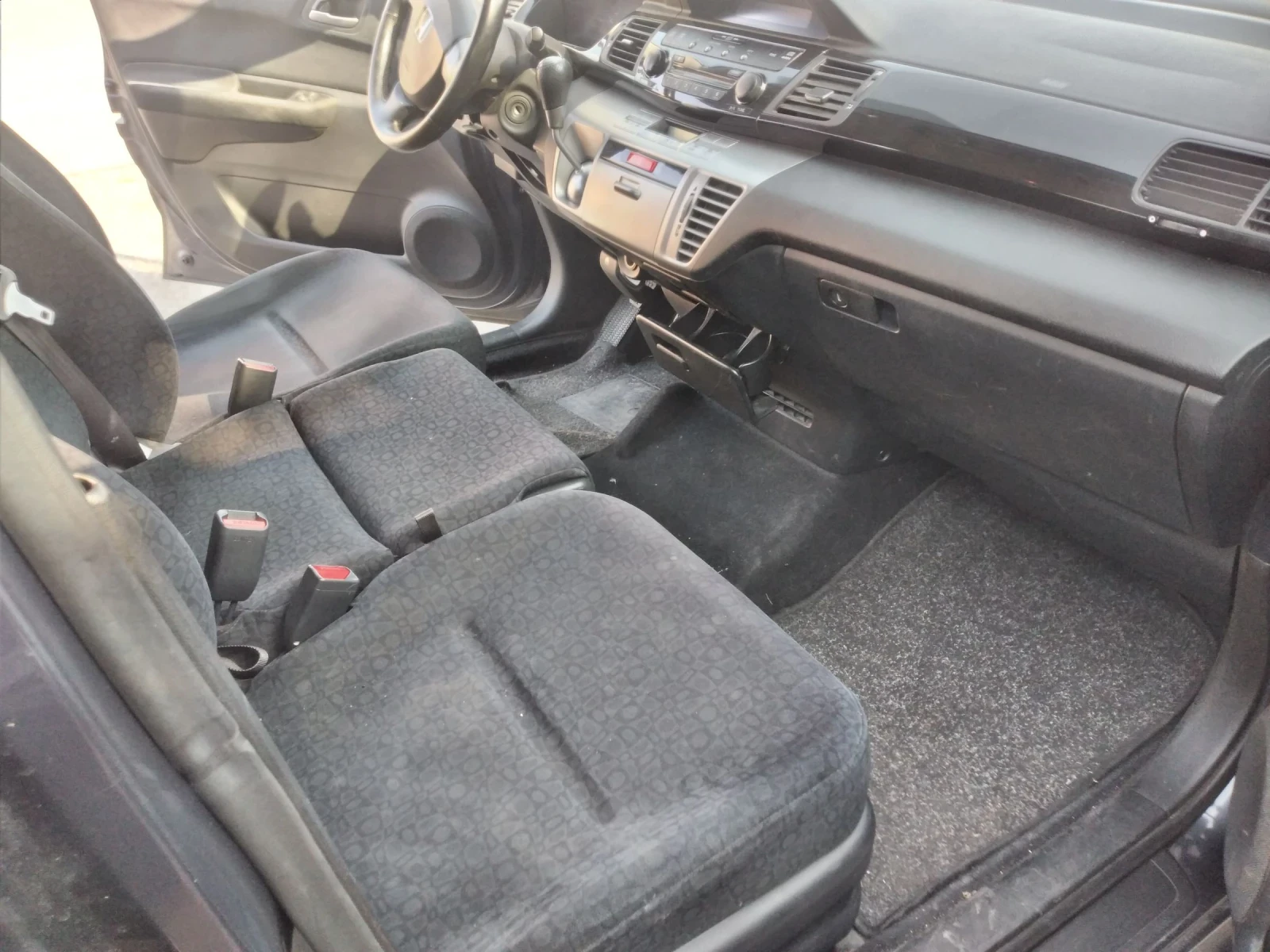 Honda Fr-v 1.7 газ Италия - изображение 8