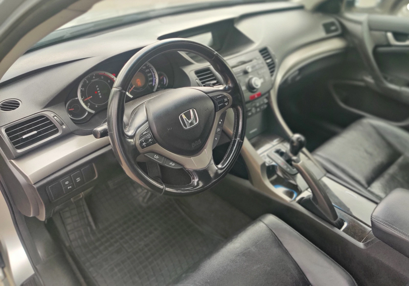 Honda Accord AUTOMATIC-KOJEN SALON-PODGREV - изображение 5