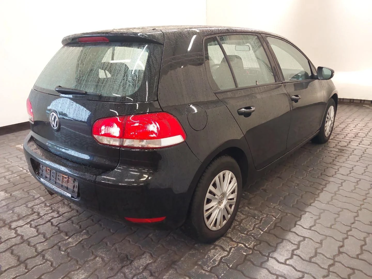 VW Golf 2.0 TDI 110PS Германия Клима Подгрев Реални КМ ТОП - изображение 6