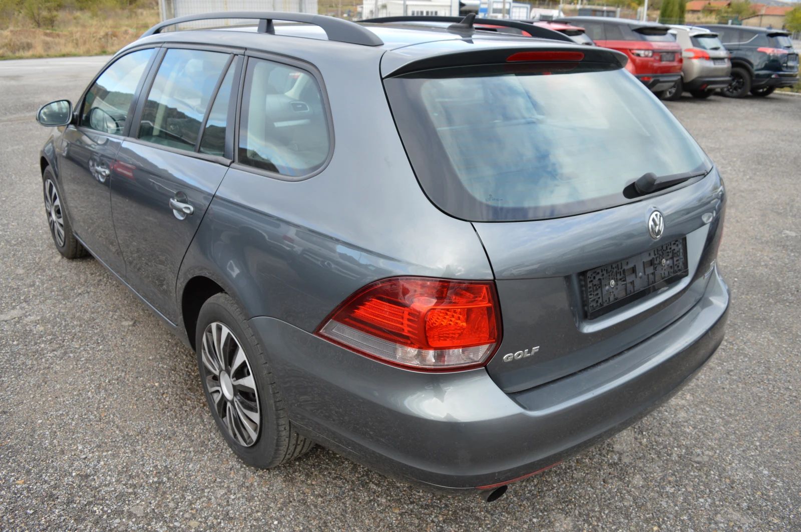 VW Golf 1.6TDI-DSG-KLIMATRONIK - изображение 7