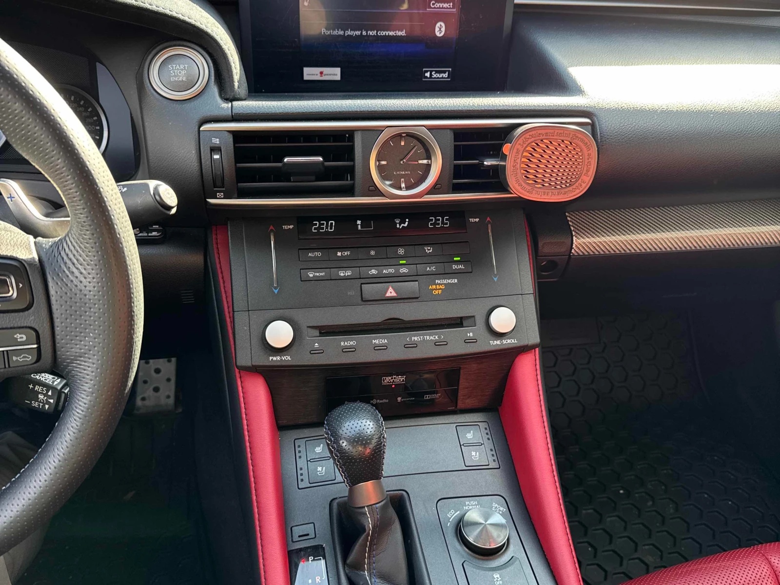 Lexus RC F * * CARFAX * *   * *  | Mobile.bg   9