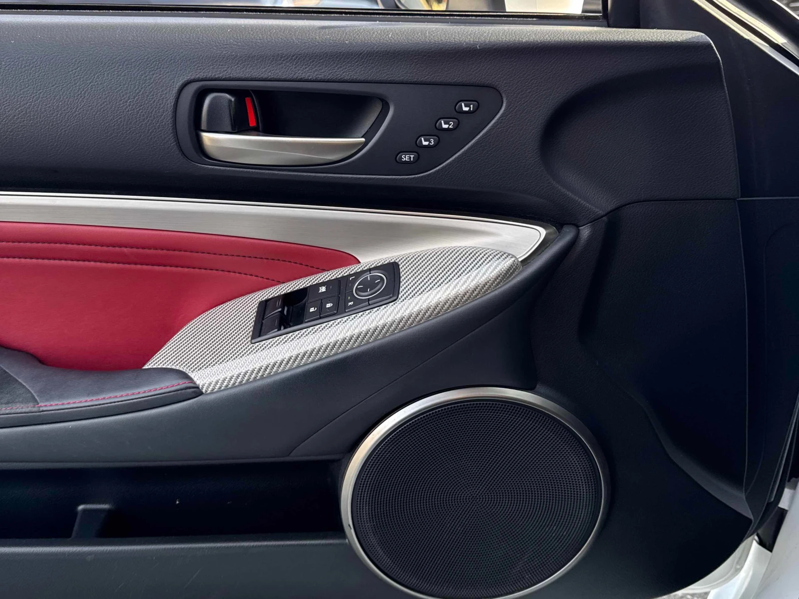 Lexus RC F * * CARFAX * *   * *  | Mobile.bg   11