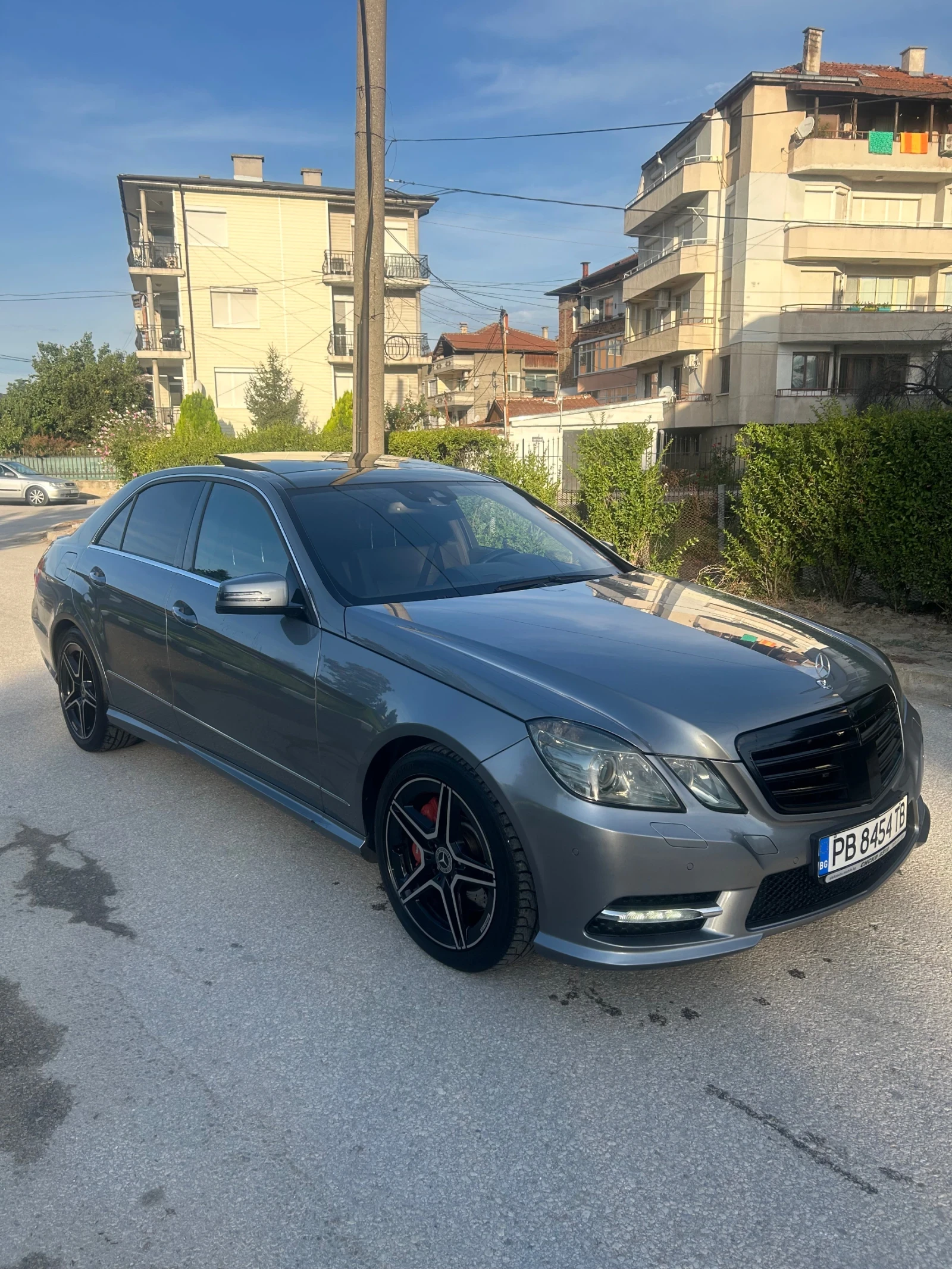 Mercedes-Benz E 350  - изображение 3