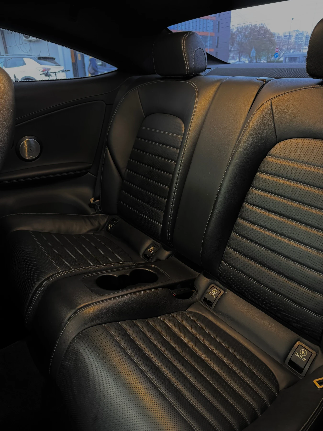 Mercedes-Benz C 300  - изображение 10