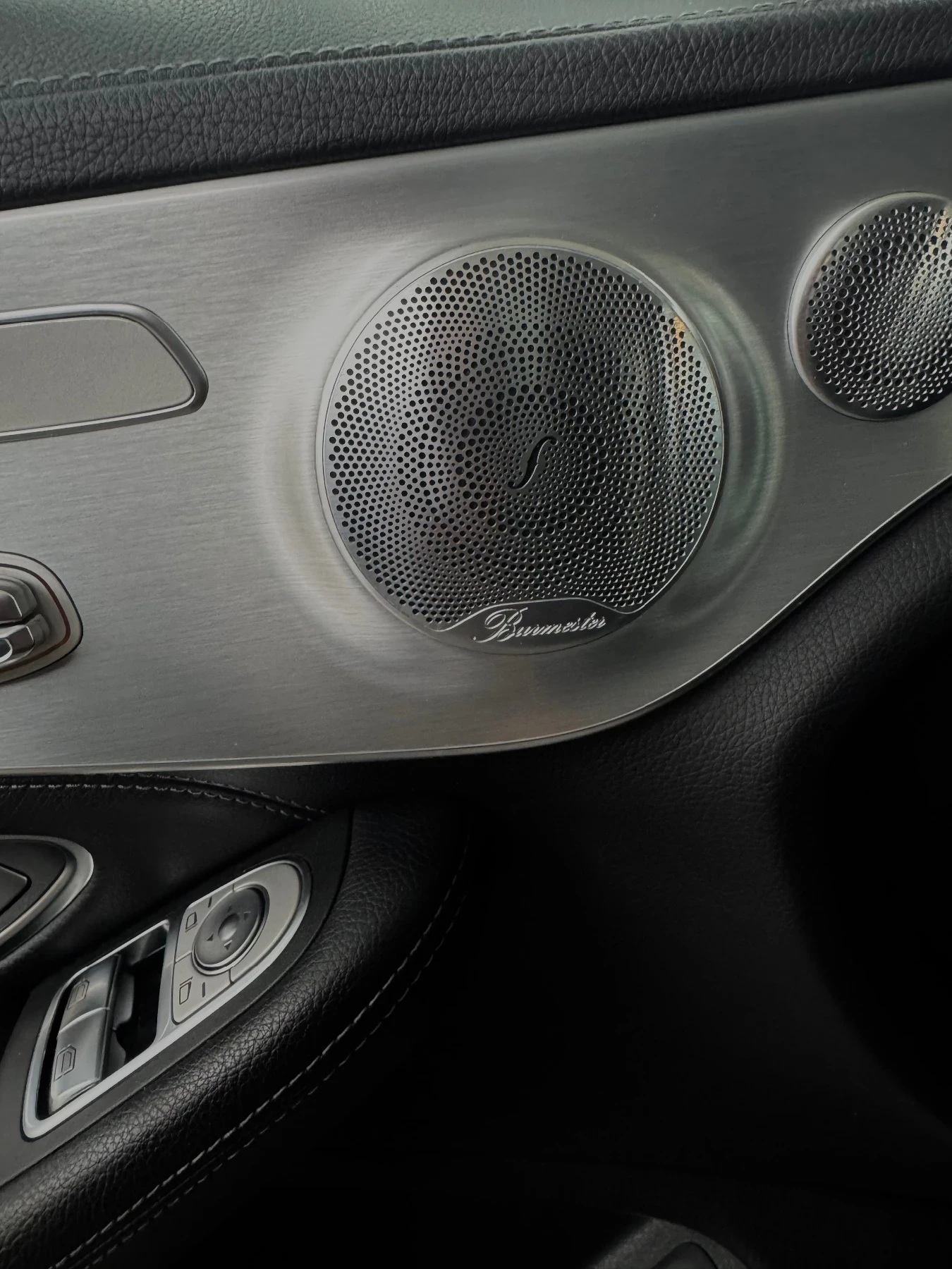 Mercedes-Benz C 300 | Mobile.bg � ����������� 12