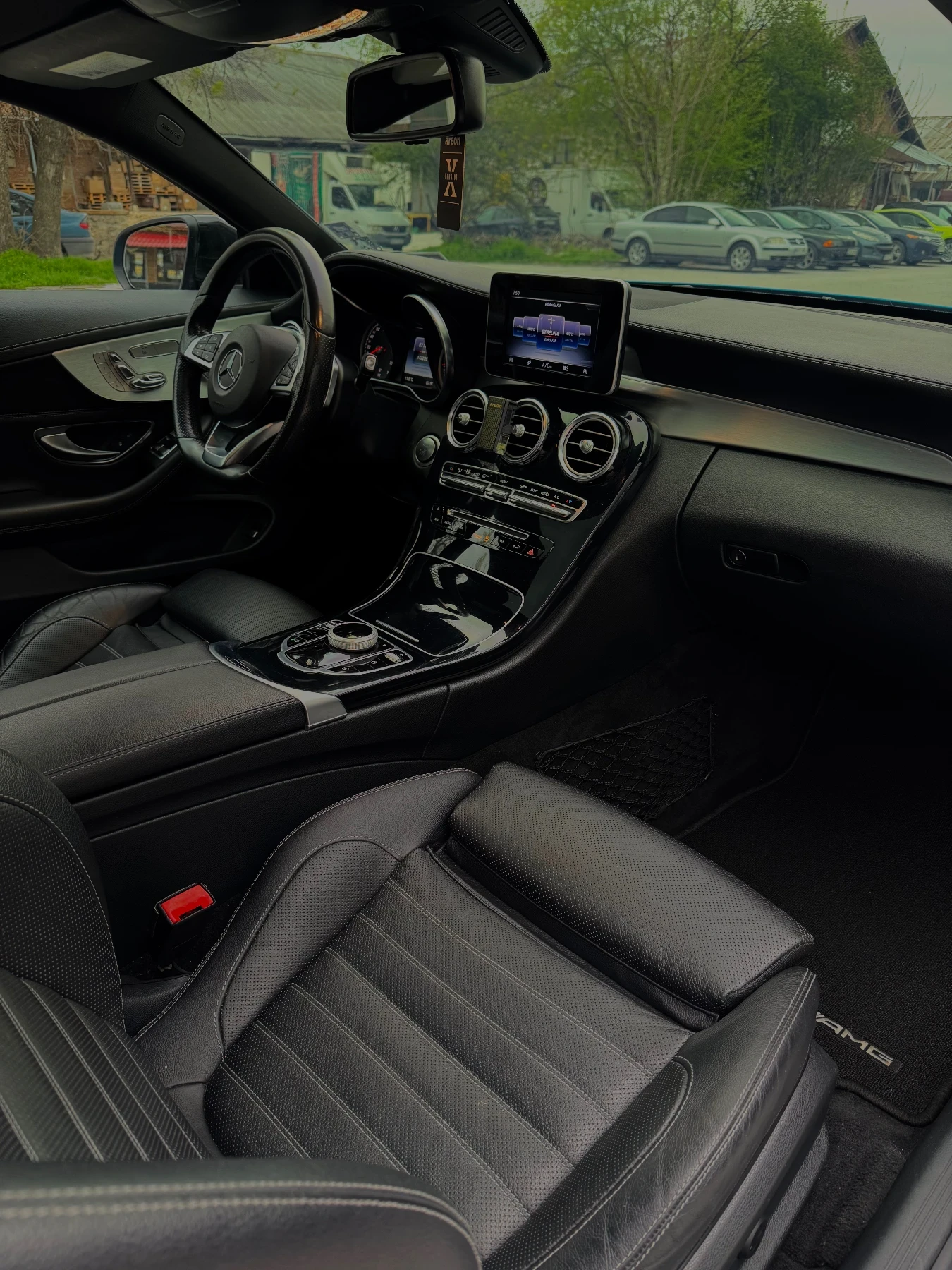 Mercedes-Benz C 300  - изображение 8