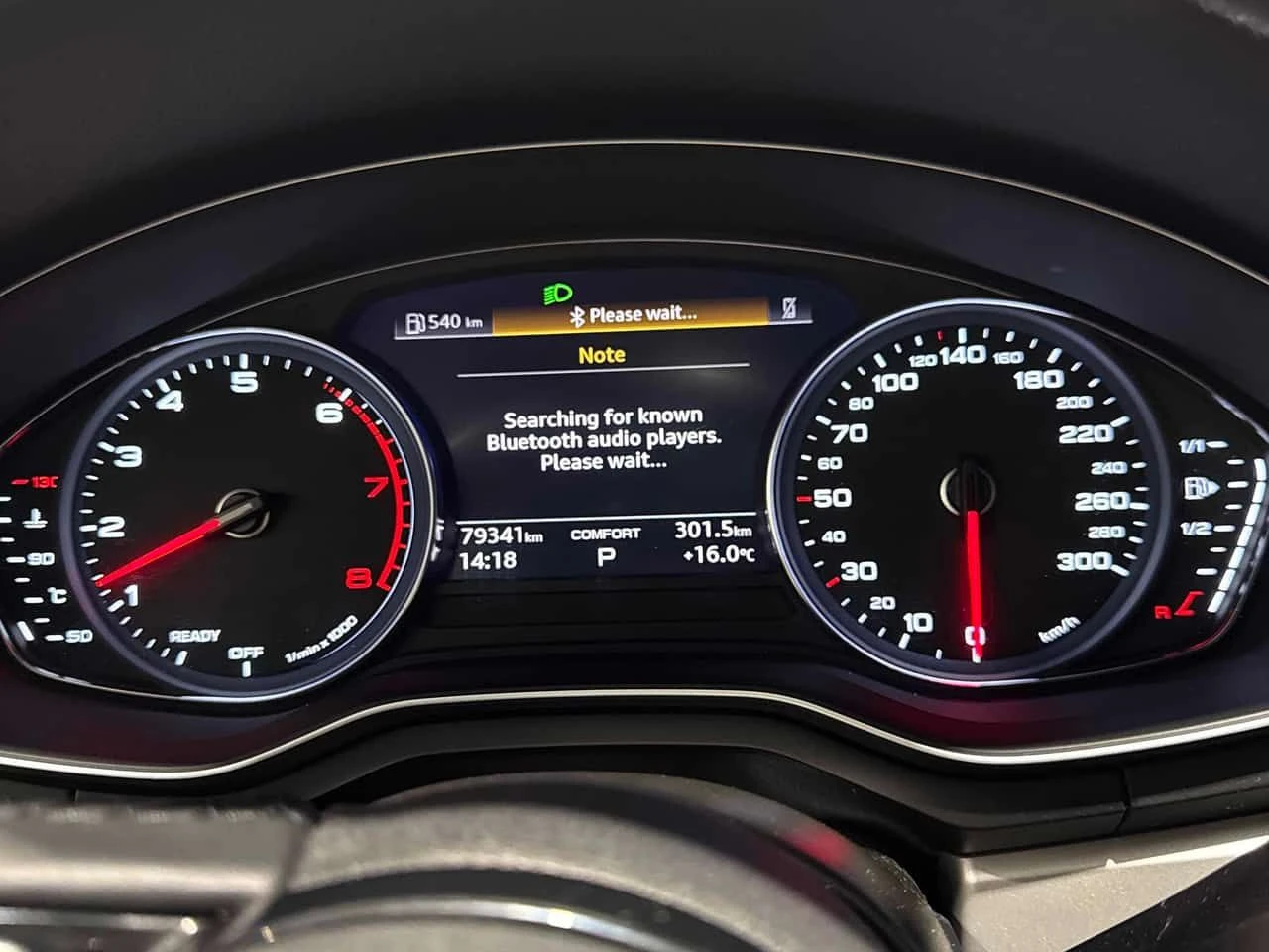 Audi A5 * Komfort * CARFAX * БЕЗ ПЪРВОНАЧАЛНА ВНОСКА, снимка 8 - Автомобили и джипове - 53713933