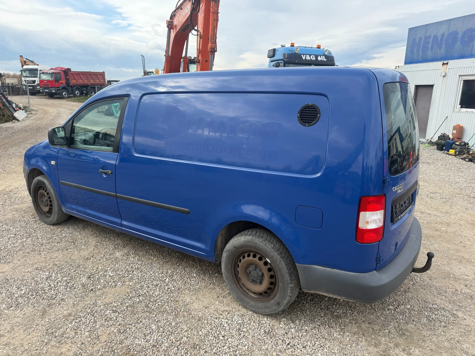 VW Caddy Maxi 1.9 TDI - изображение 7