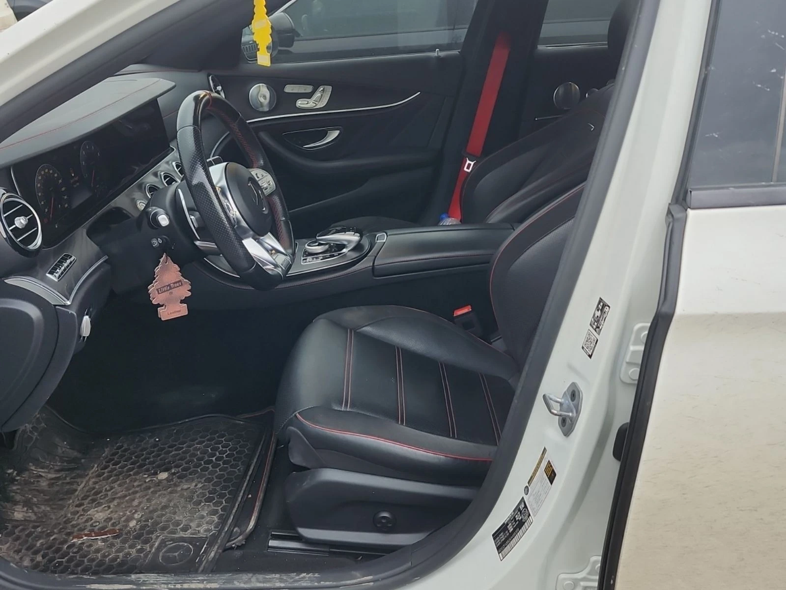 Mercedes-Benz E 53 AMG С РЕГИСТРАЦИЯ & АВТО КРЕДИТ, снимка 7 - Автомобили и джипове - 53995949