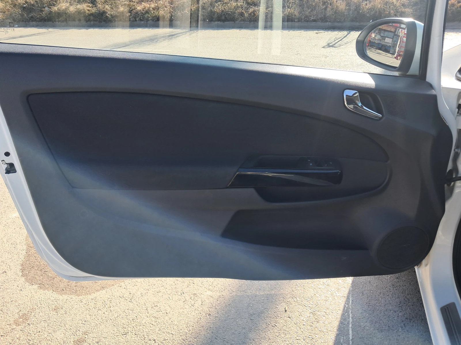 Opel Corsa 1.2 �������� ��� | Mobile.bg � ����������� 11