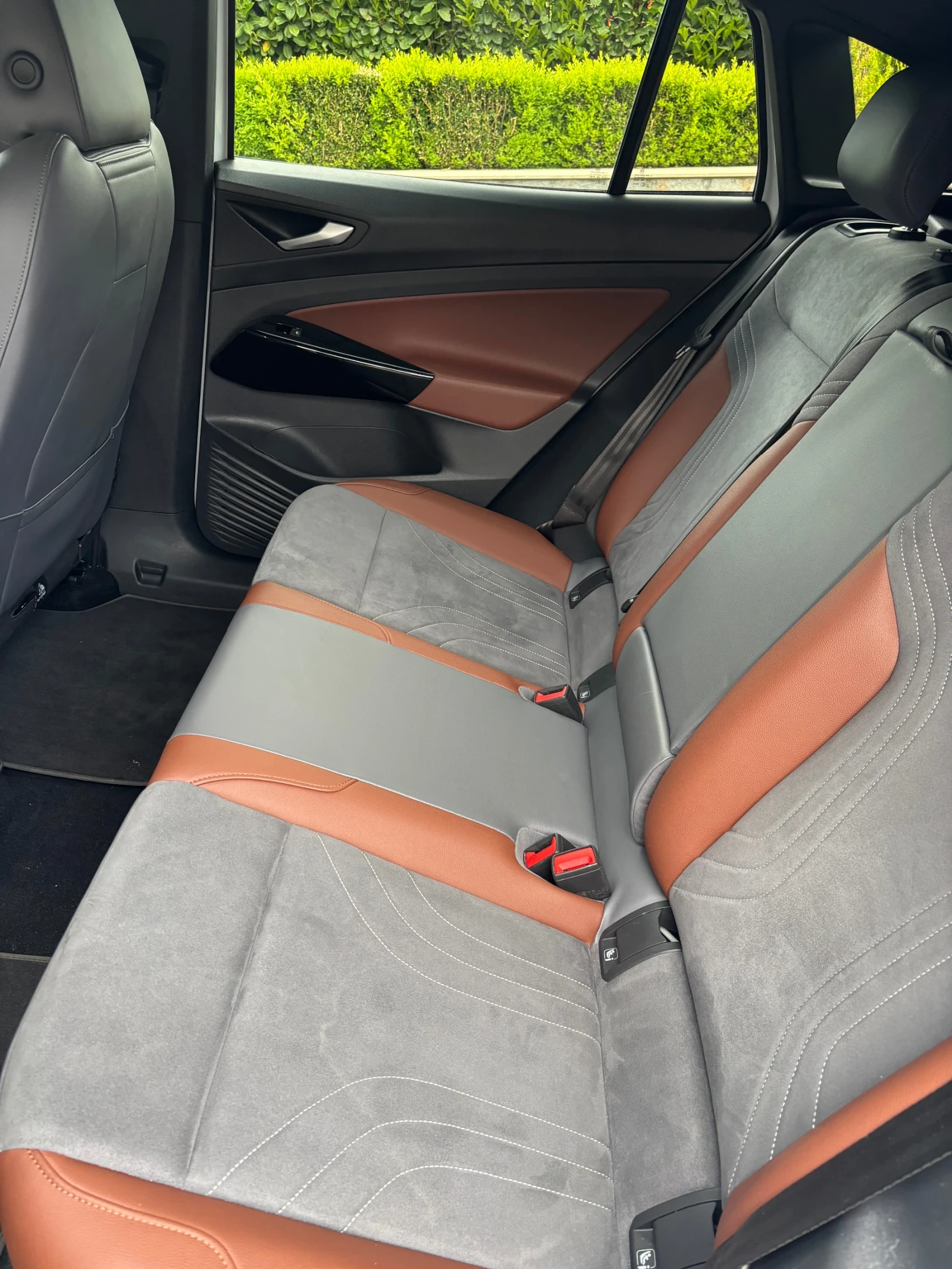 VW ID.4, снимка 8 - Автомобили и джипове - 54510594